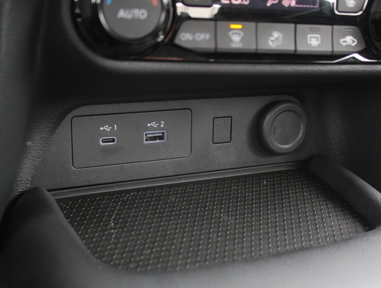 Vehicle Image 50