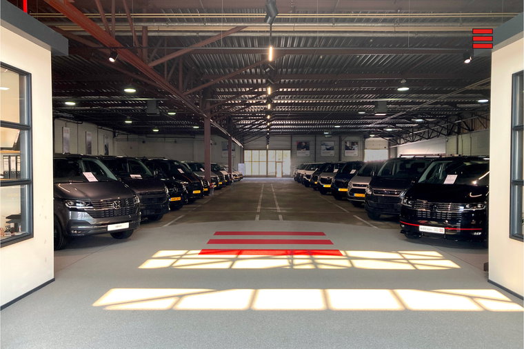 Vehicle Image 40